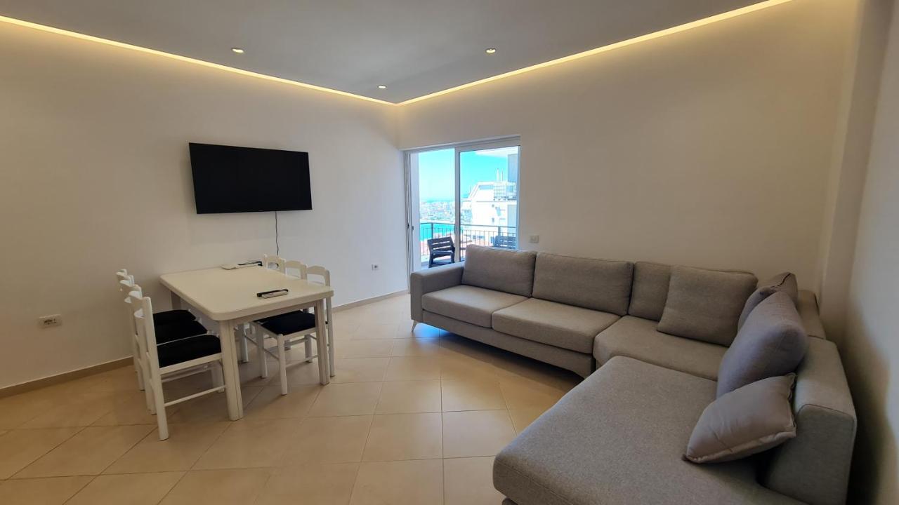 Sea And City View Apartment ساراندا المظهر الخارجي الصورة