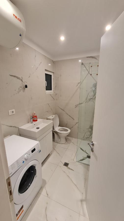 Sea And City View Apartment ساراندا المظهر الخارجي الصورة